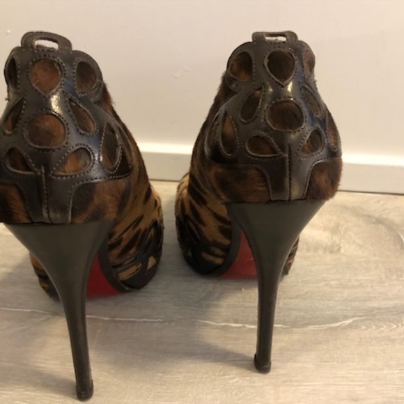 Cesare Paciotti Leopard Print Stilettos - Picture 4 of 6